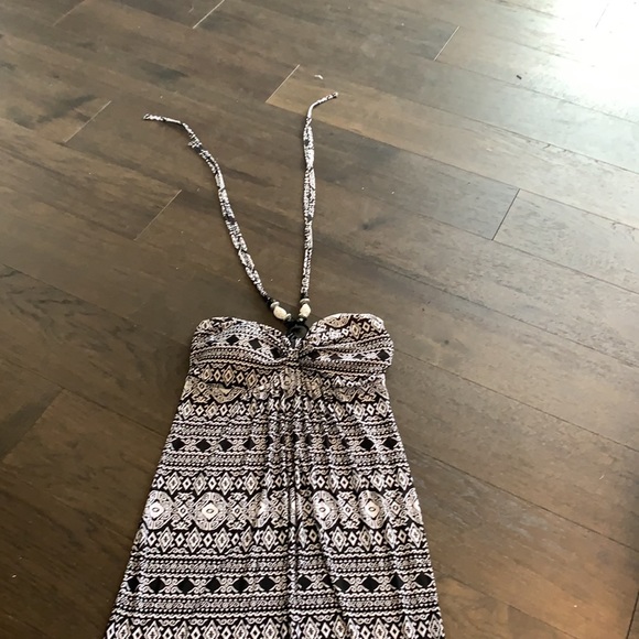 Charlie Paige Maxi Dress - Picture 4 of 10